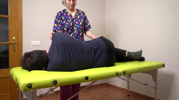 Joint Therapy Stretcher Professional Physiotherapist — 비디오