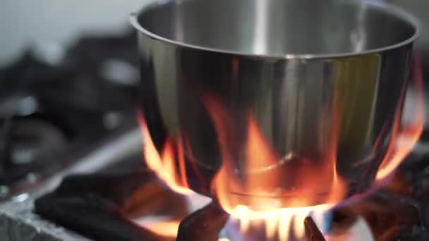 Metal Pot Stove Fire Water Boiling — Stock video