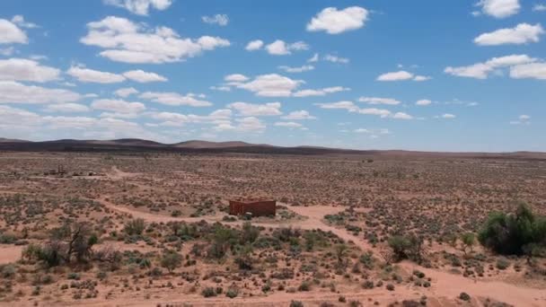 Flying Out Abandoned Buildings Outback Australia — Αρχείο Βίντεο