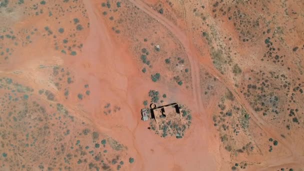 Looking Abandoned Wreck Building Outback — Stok Video