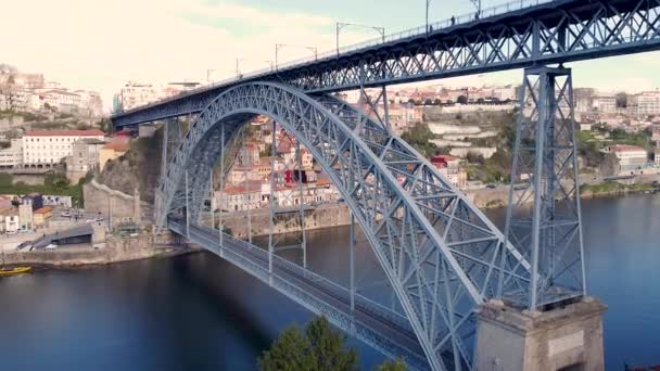 Aerial View Dom Lus Bridge Porto City Drone Going Forward — стоковое видео