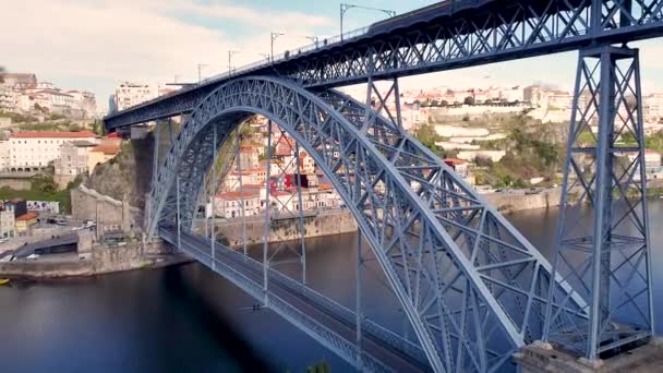 Aerial View Dom Lus Bridge Subway Passing Porto City Drone — Vídeo de Stock