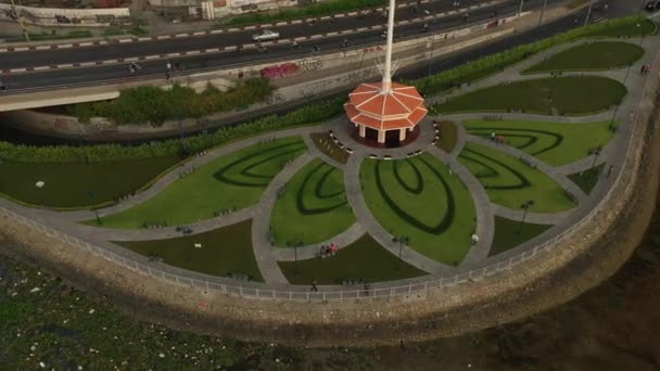 Park Designed Lotus Flower Pattern Saigon River Traffic Bridge Canal — ストック動画