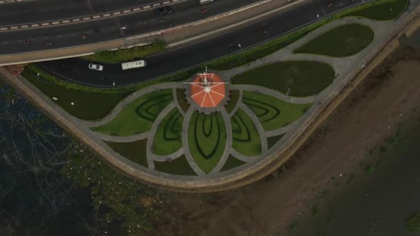 Park Designed Lotus Flower Pattern Saigon River Traffic Bridge Canal — 图库视频影像
