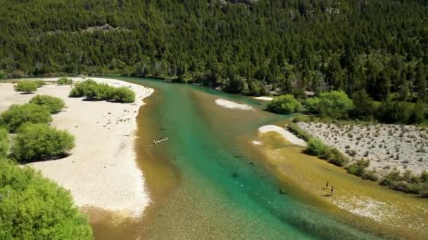 People Fly Fishing Lake Cholila Patagonia Argentina Aerial Forward Flyover — Stok video