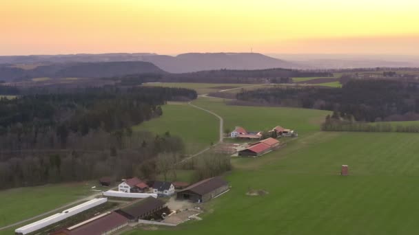 Wonderful Sun Glow View Rural Farm Germany Barn Some Hills — Stockvideo