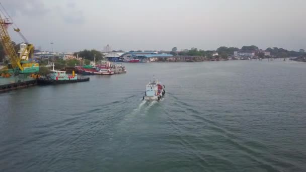 Fishing Boat Sailing Sea Passing Port Rayong Thailand Aerial — Stockvideo