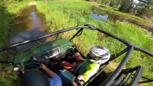 Random Characters Riding Utv Water Selfie Gopro — Stok Video