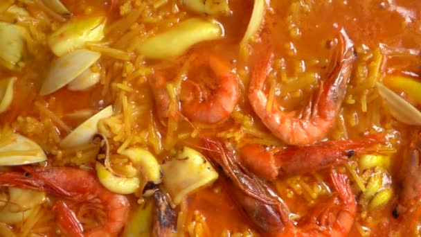 Delicious Boiling Fish Fideua Prawns Clams Squid Top View — Stock Video