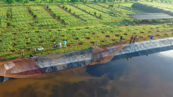 Agricultores Peixe Pescar Seus Peixes África Tiro Cânone Eos 200 — Vídeo de Stock