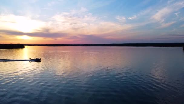 Christ Craft Boat Going Screen Sunset — Vídeo de Stock