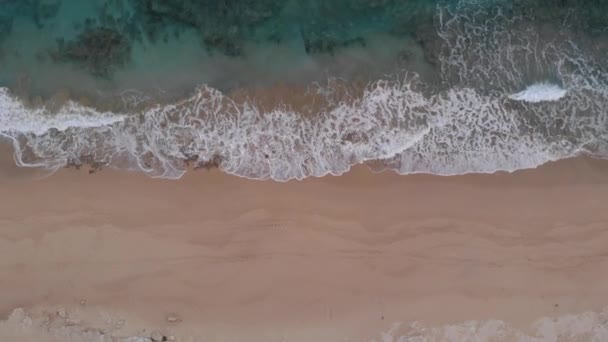 Aerial Top Lowering Waves Crashing Matadouro Beach Portugal — Vídeos de Stock