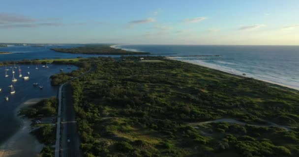 Flying Gold Coast Seaway Spit Australia — Vídeos de Stock