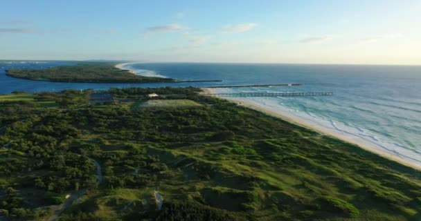 Flying Gold Coast Spit Sunrise Views South Stradbroke Golden Beaches — Stock Video