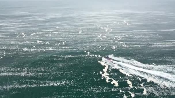 Surf Rescue Jet Ski Surf Big Waves Pichilemu Chile Punta — ストック動画