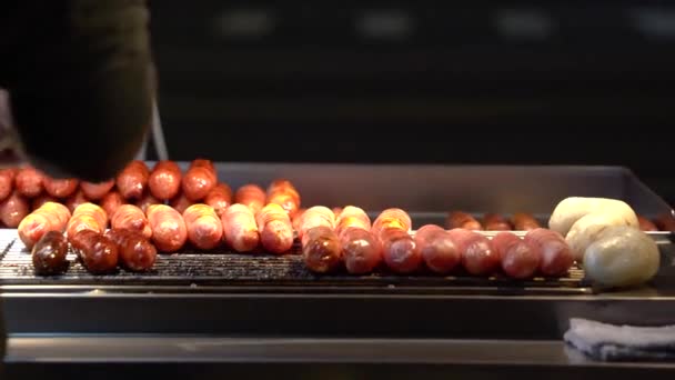 Tasty Taiwanese Sausages Popular Street Food Selling Night Market — Video Stock