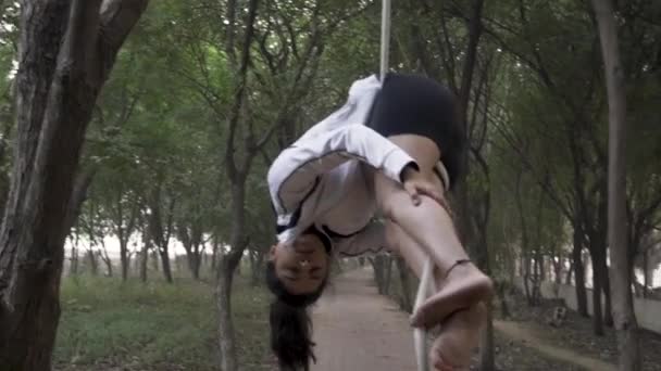 Sporty Gymnast Performs Exercises Rope Sportswear Concept Power Strength Healthy — Stock videók