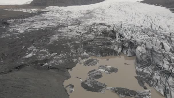Drone Volando Sobre Glaciar Svinafellslon Islandia — Vídeo de stock