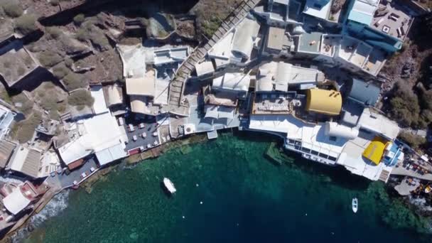 Aerial View Port Ammoudi Oia Cliff Santorini Caldera — Vídeo de Stock