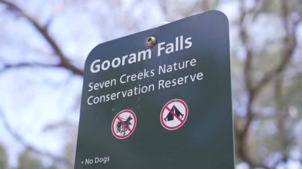 Gooram Falls Seven Creeks Nature Conservation Reserve Victoria Australia Signage — стоковое видео