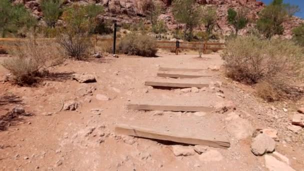 Пешеходная Дорожка Национальном Заповеднике Red Rock Canyon Возле Лас Вегаса — стоковое видео