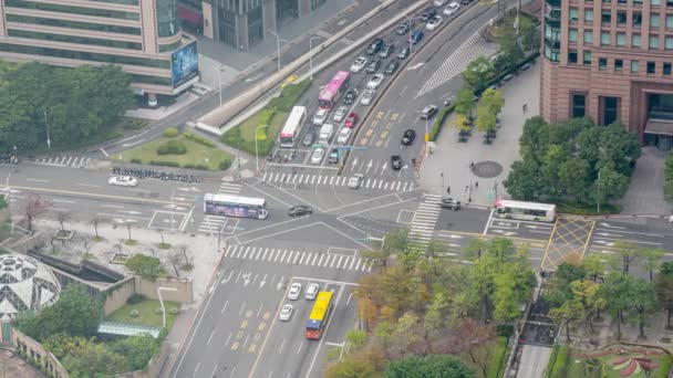 Time Lapse Very Busy Traffic Passing Intersection Taipei City Taiwan — Wideo stockowe