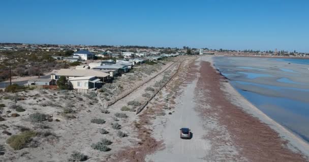 Car Drives North Beach Wallaroo South Australia Houses One Side — Stockvideo