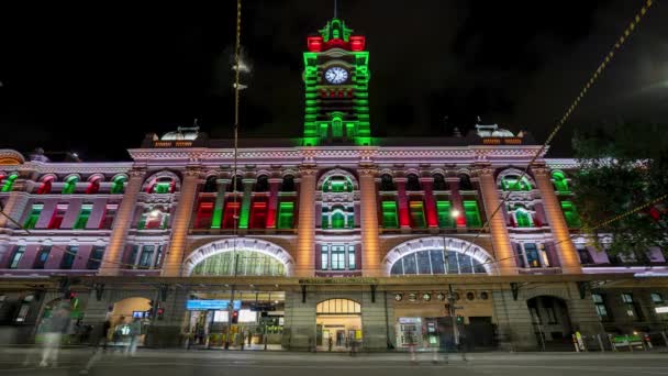 Noapte Crăciun Lapse Proiecții Lumină Crăciun Fațada Iconic Flinders Street — Videoclip de stoc
