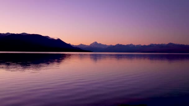 Szeroki Zachód Słońca Upływ Czasu Mount Cook Jezioro Pukaki Odbiciami — Wideo stockowe