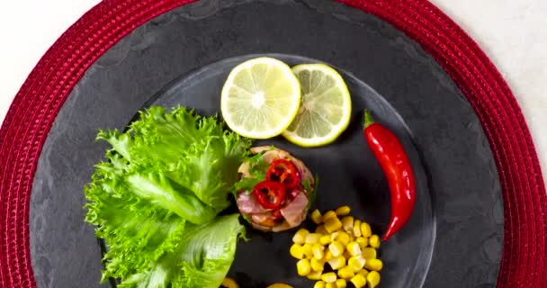 Close Well Decorated Ceviche Slate Plate Top Descending View Slow — Vídeo de Stock