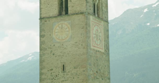 Zoom Shot Γραφική Θέα Του Ρολογιού Στο Kirchturm Von Altgraun — Αρχείο Βίντεο