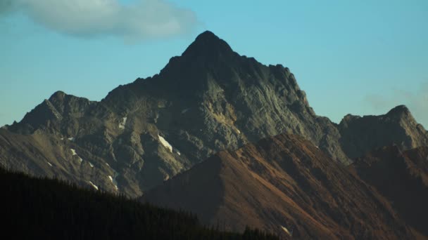 Banff Mountain Peak Clouds — Vídeos de Stock