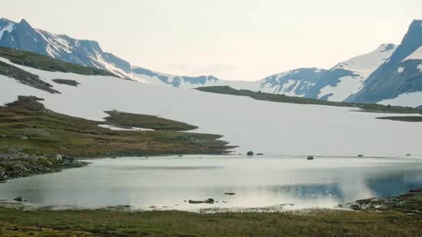 Beautiful Calm Lake White Mountains Sylarna Sweden Wide Panning — Video Stock