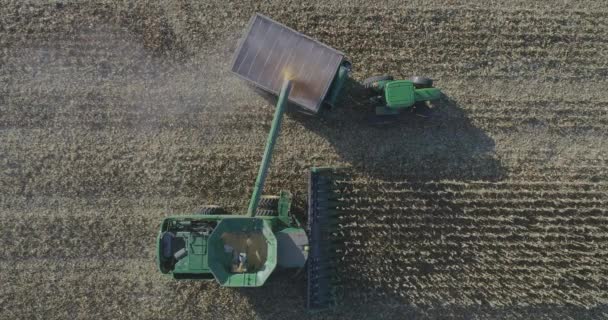 Aerial View Unloading Corn Grain Tractor Trailer Harvest Field Argentina — Video Stock