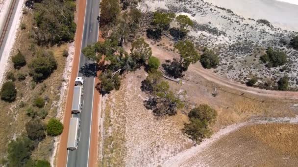 Truck Driving Road Pink Lake Western Australia — Vídeo de Stock