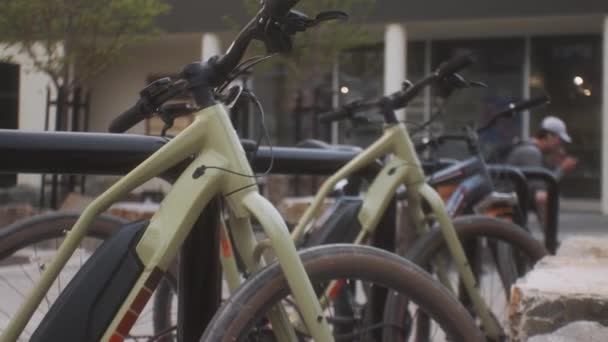 Electric Bicycles Parked Street — Stockvideo