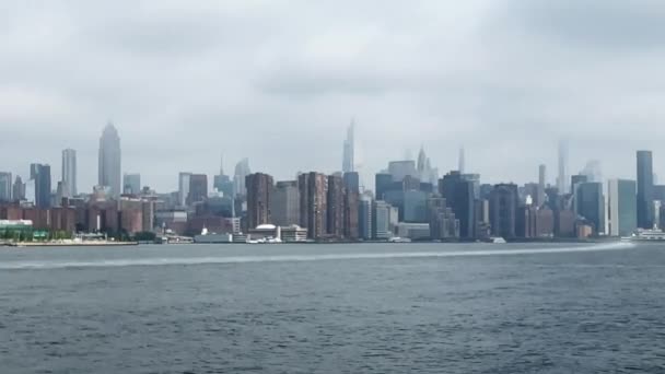 North Williamsburg New York City View East River Manhattan Empire — Videoclip de stoc