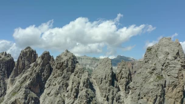Jagged Hegycsúcsok Közelében Passo Gardena Dolomitok Olasz Alpok — Stock videók