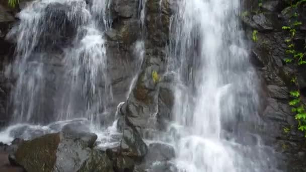 Drone Shot Beautiful Waterfall Colina Cachoeira Pavagadh Também Conhecida Como — Vídeo de Stock