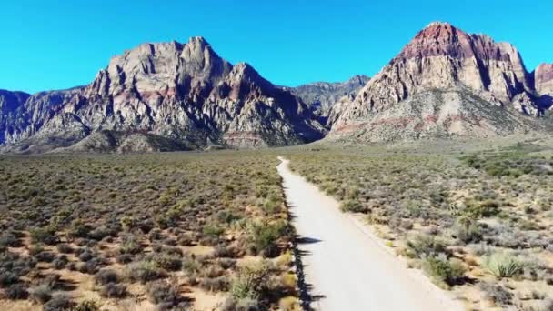 Rustic Road Scenic Hiking Trails Red Rock Canyon National Conservation — 图库视频影像