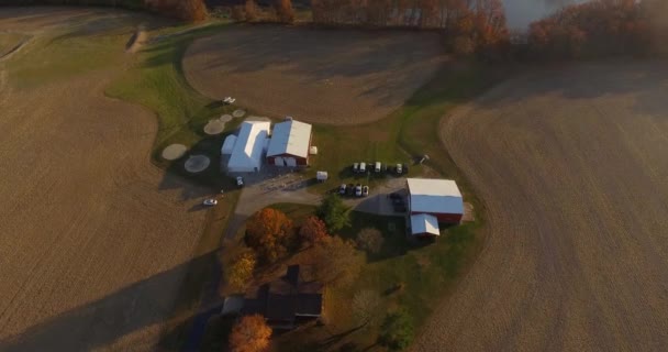 Drone Beelden Van Een Prachtige Herfstboerderij November — Stockvideo