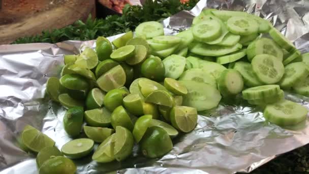 Limones Verduras Puesto Comida Callejera Ciudad México Sirvieron Como Guarnición — Vídeos de Stock