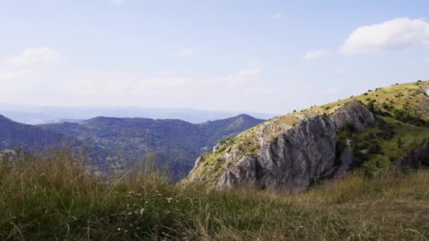 View Valley Piatra Secuiului Peak Alba Romania Panning Shot — Stockvideo