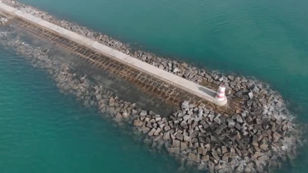 Lighthouse End Rocky Pier Portugal Coast Aerial — Stok video