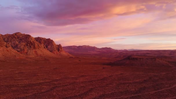 Flight Golden Hour Nevada Mountains — Stok video