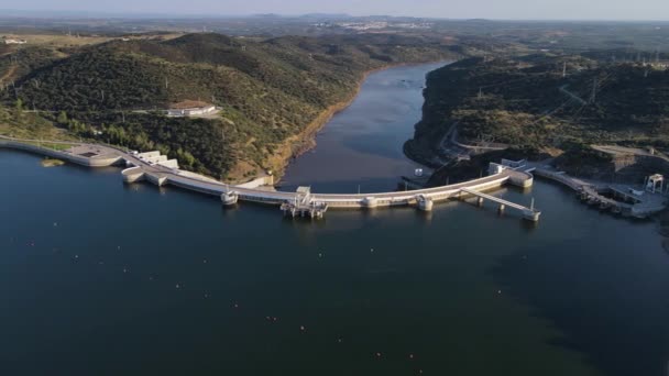 Alqueva Dam Surrounding Landscape Portugal Aerial Panoramic View — стокове відео