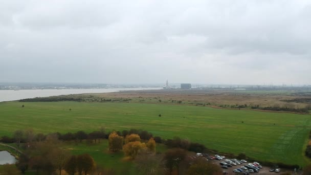 Coalhouse Fort Park Essex Grey Cloudy Day Thames Tilbury Docks — Stockvideo