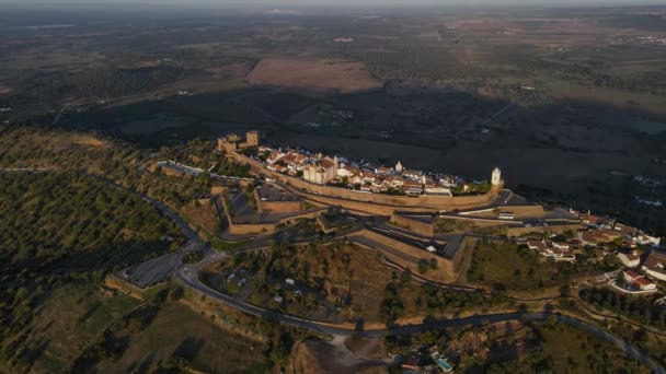 Деревня Монсараз Сельской Местности Восходе Солнца Португалия Воздушный Беспилотник — стоковое видео