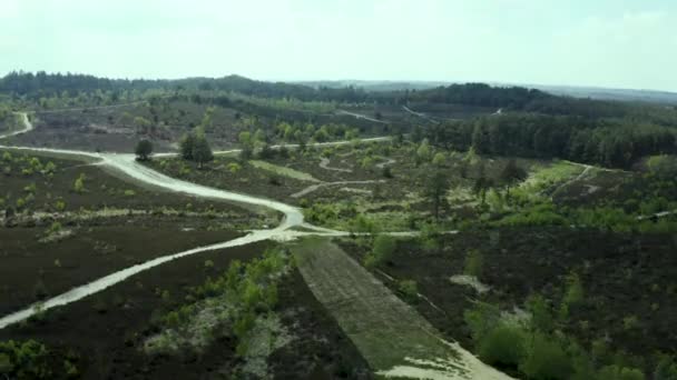 Chalky White Hiking Trail Pathway Aerial Tilting Pan View Guilford — Video Stock