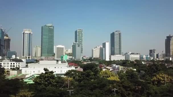 Indonesia Jakarta City Office Buildings Skyscraper Ascending Drone — Wideo stockowe